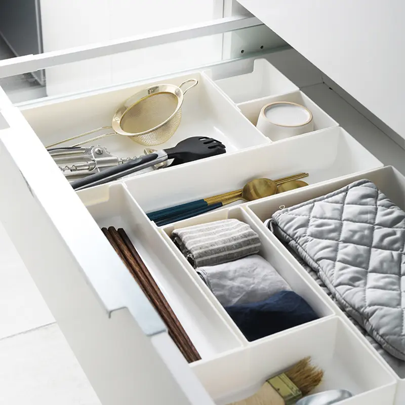 4 Sizes White Stackable Boxes